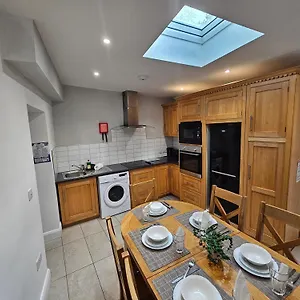 Apartment 4 Eyre Square Lane, Galway